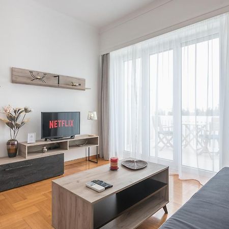 The "Park View" Apartment Athena Bagian luar foto